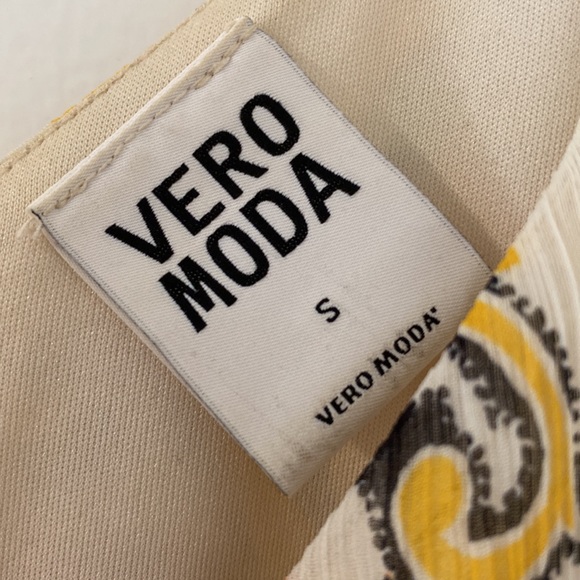 Vero Moda Paisley Sundress - Picture 3 of 3